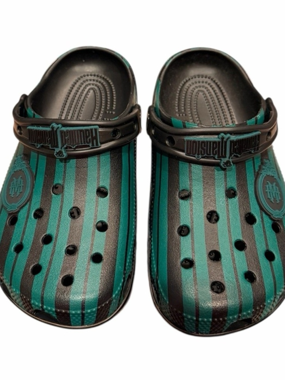New in Package Haunted Mansion Disney Crocs  Women Size 9 Men Size 7
